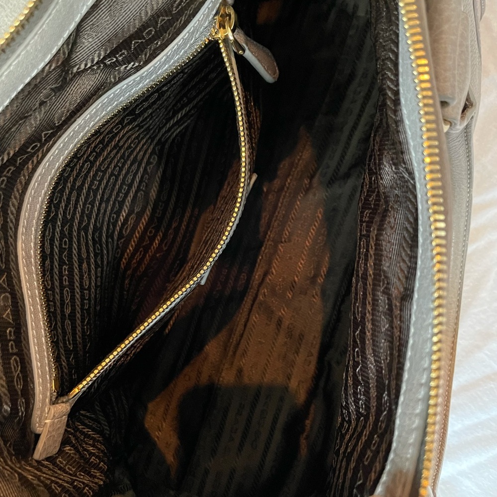 AUTHENTIC Prada Handbag - Picture 10 of 14